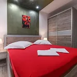 Johanan 2 * Makarska