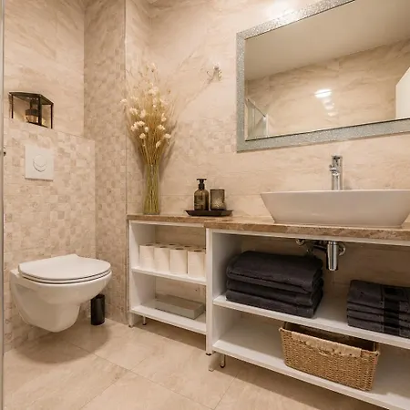 Apartment Johanan 2 Makarska