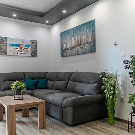 Ivan 2 Apartment